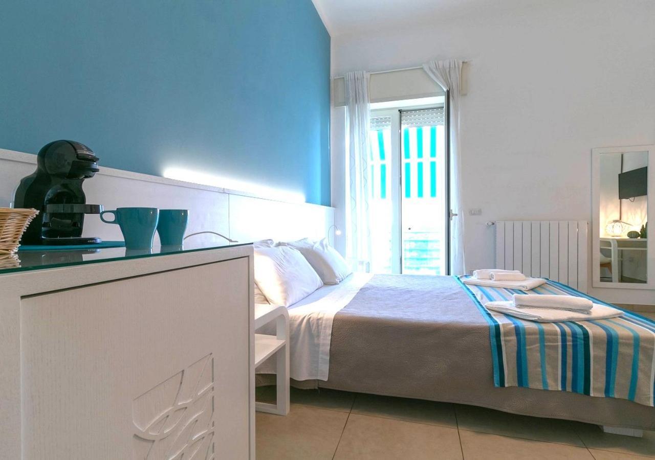 Fronte Mare Rooms By Salentolimit Porto Cesareo Exterior foto