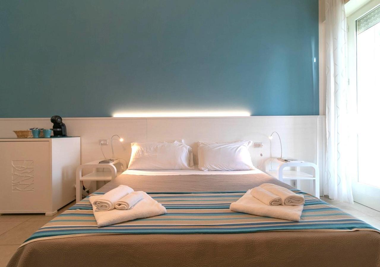 Fronte Mare Rooms By Salentolimit Porto Cesareo Exterior foto