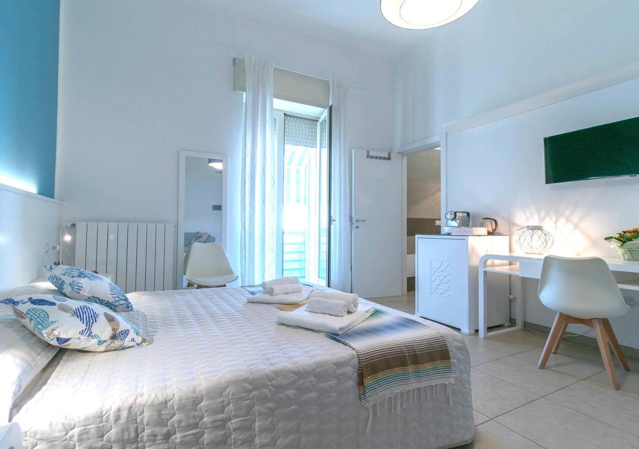 Fronte Mare Rooms By Salentolimit Porto Cesareo Exterior foto