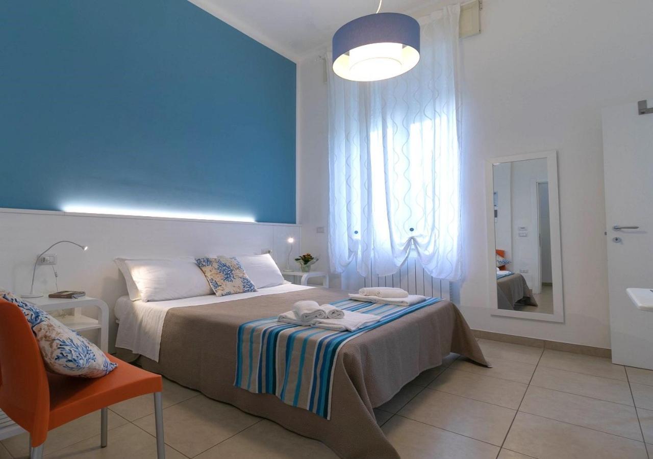 Fronte Mare Rooms By Salentolimit Porto Cesareo Exterior foto
