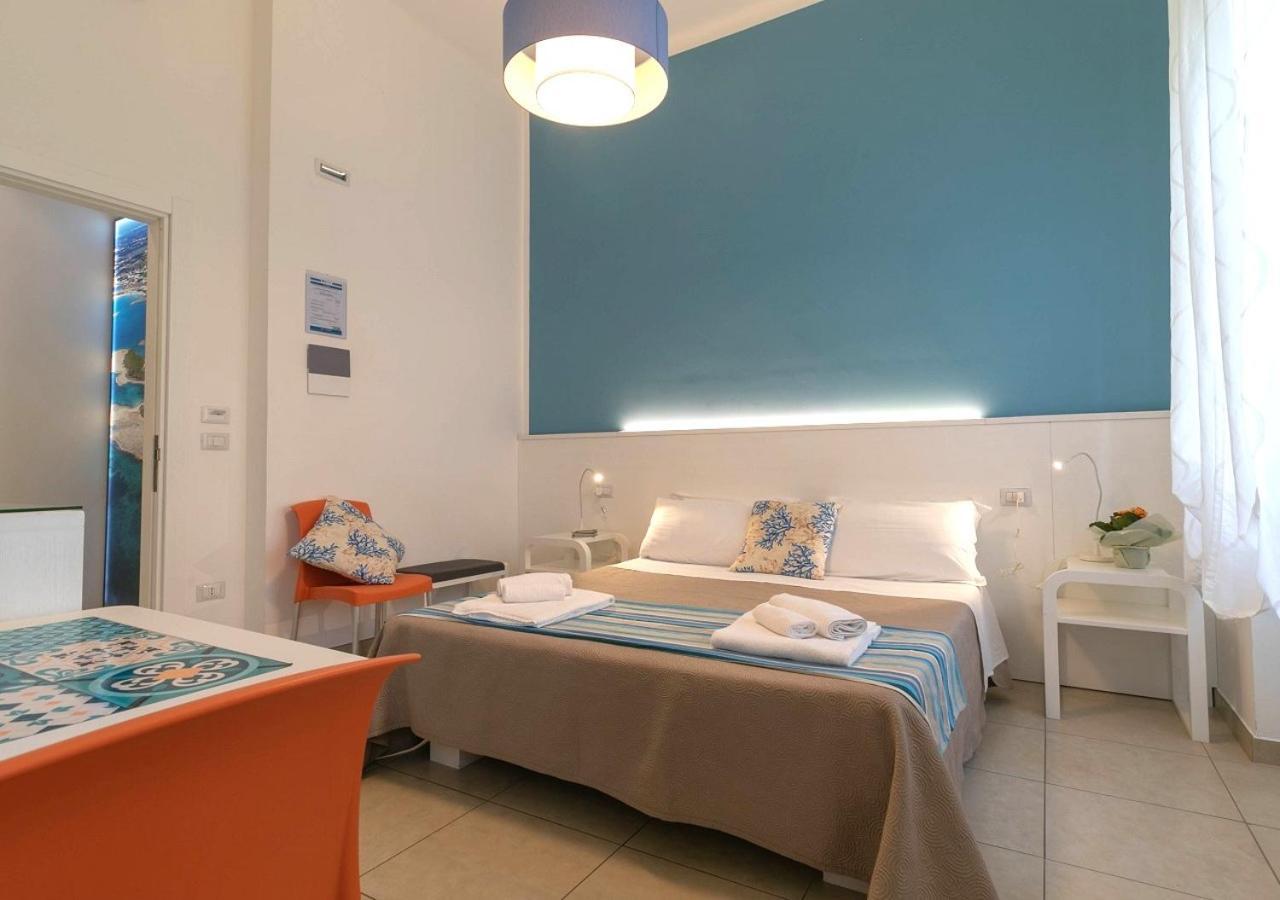 Fronte Mare Rooms By Salentolimit Porto Cesareo Exterior foto